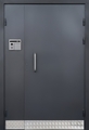 Дверь в подъезд двухстворчатая